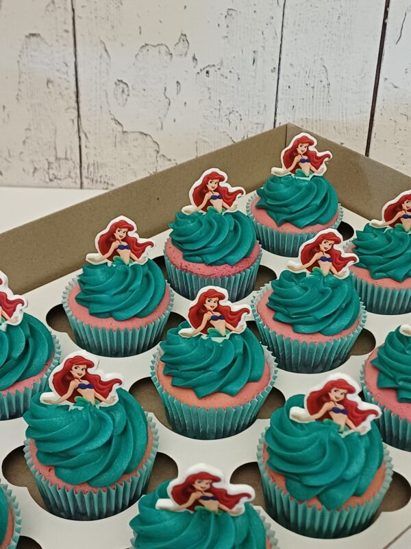20251002_130726 Cupcakes with Edible Prints