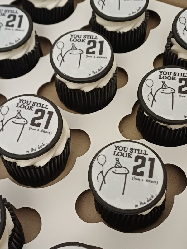 20251004_062016 Cupcakes with Edible Prints